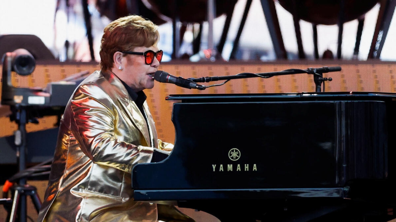 Elton John gives evidence by videolink at Kevin Spacey's London trial