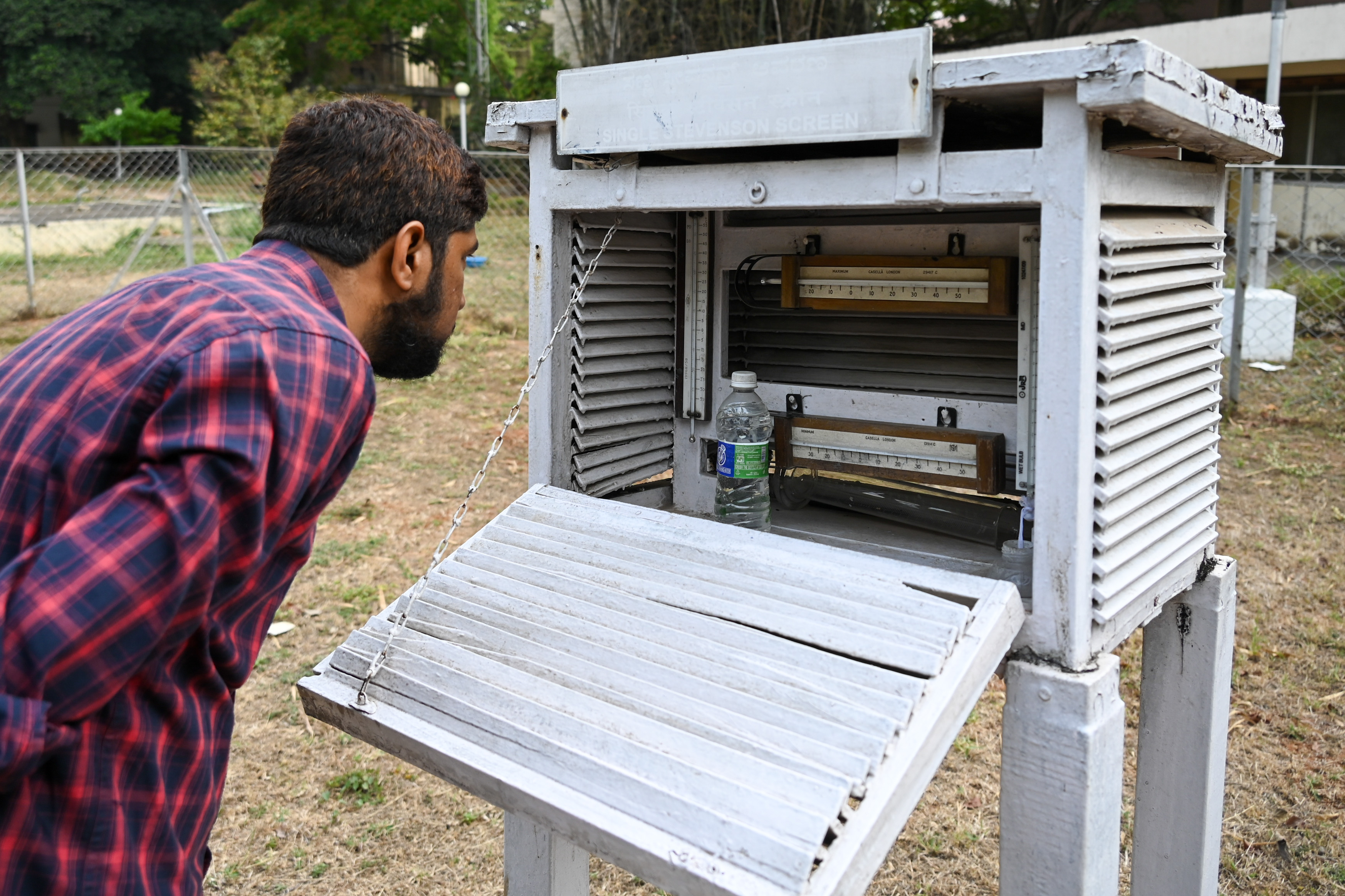 Surface level observations are recorded on manual instruments every three hours. Credit: DH Photos/Pushkar V