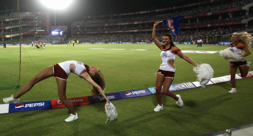 Cheer leaders perform during the IPL 6 match Delhi Daredevils and Chennai Super Kings in New Delhi on Thursday . PTI Photo