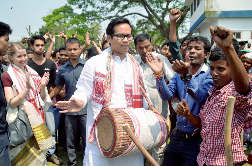West Bengal Congress chief Adhir Chowdhury campaigns in the support of party candidate Rejia Ahmed, in Nadia district of West Bengal on Thursday. PTI Photo
