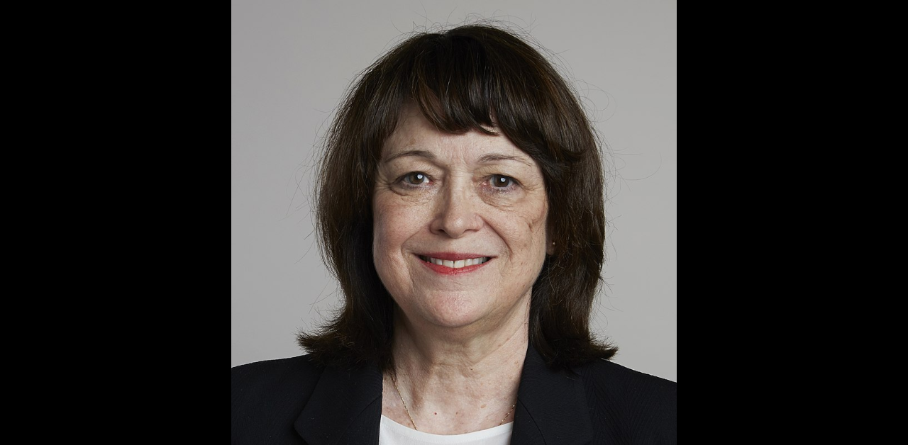 Linda B Buck | Nobel Prize in Physiology or Medicine |  Year: 2004 | Buck was awarded for her work on olfactory system. Credit: Wikimedia Commons