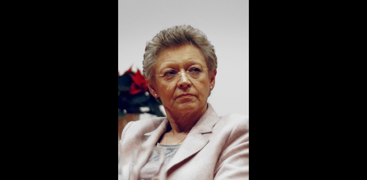 Françoise Barré-Sinoussi | Nobel Prize in Physiology or Medicine |  Year: 2008 | Barré-Sinoussi was awarded the prize for discovering human immunodeficiency virus or the HIV. Credit: Wikimedia Commons