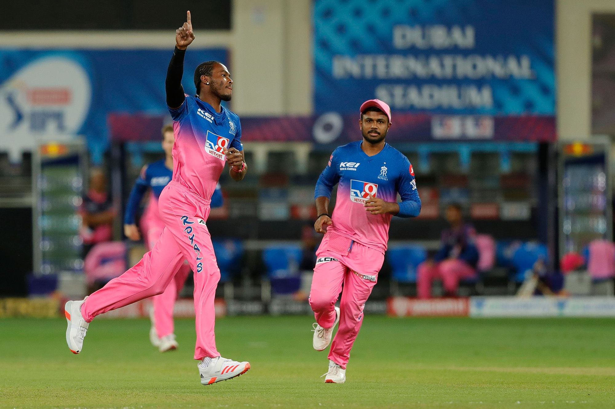 Jofra Archer of Rajasthan Royals celebrates the wicket of Prithvi Shaw of Delhi Capitals during match 30 of season 13 of the Dream 11 Indian Premier League (IPL) between the Delhi Capitals and the Rajasthan Royals held at the Dubai International Cricket Stadium. Credit: IPL Official Website/iplt20.com