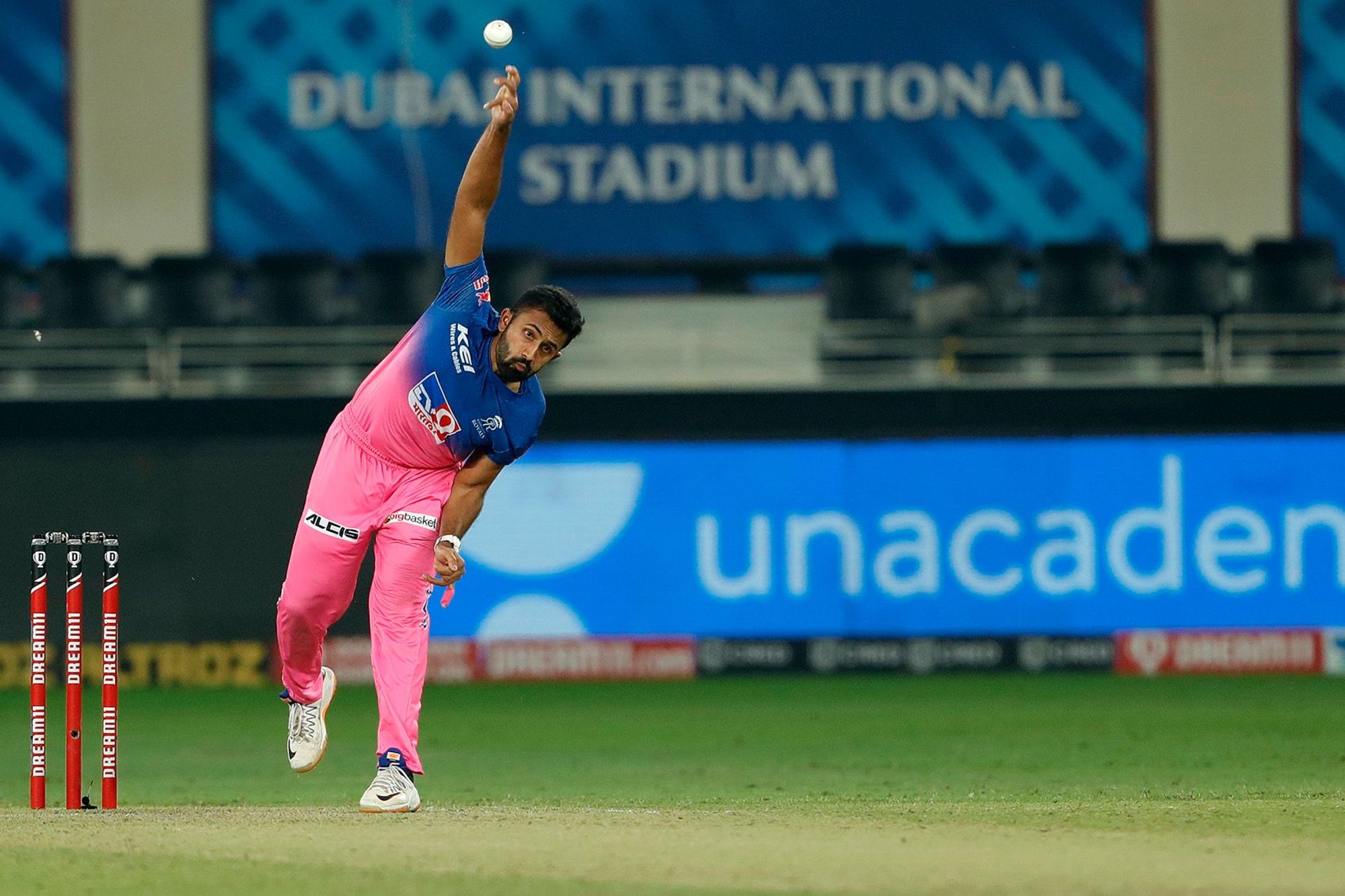 Shreyas Gopal of Rajasthan Royals bowling during the match. Credit: iplt20.com/BCCI