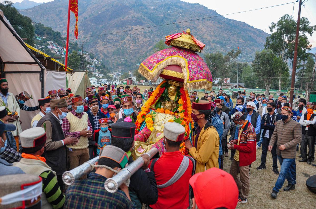 People take part in the Kullu Dussehra procession, in Kullu. Credit: PTI Photo