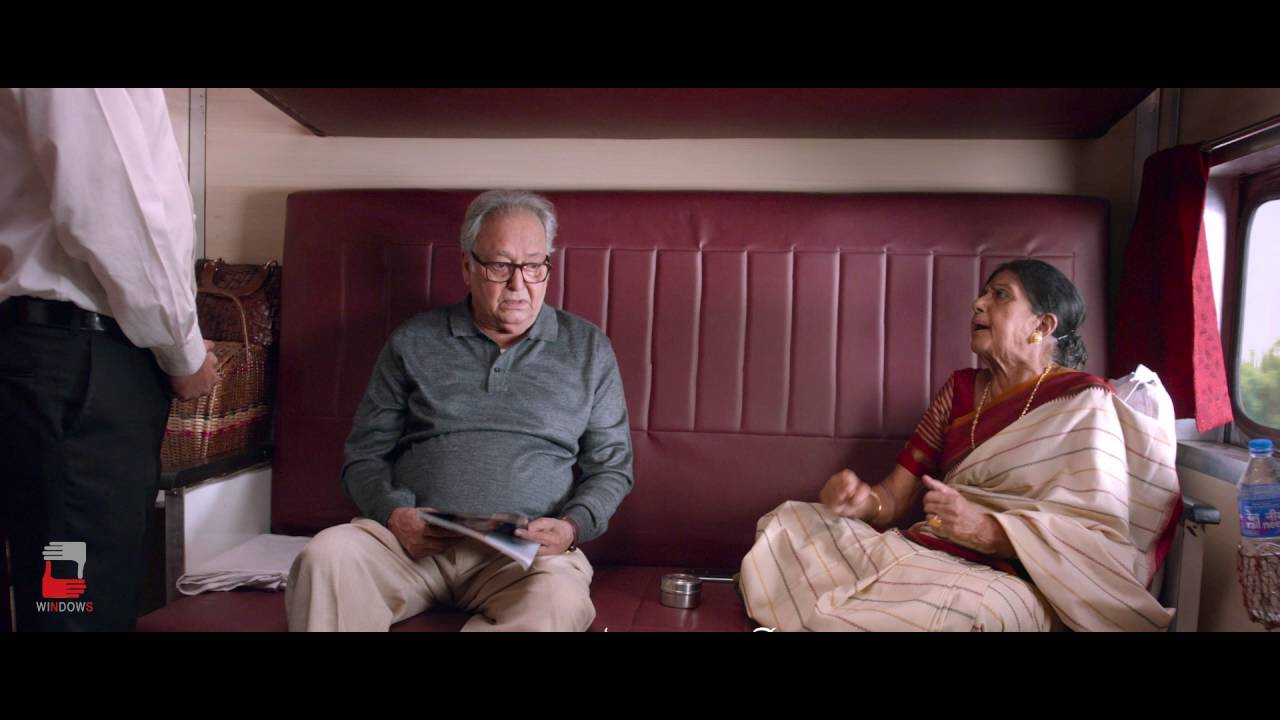 Soumitra Chatterjee and Sabitri Chatterjee in Praktan. Credit: YouTube 