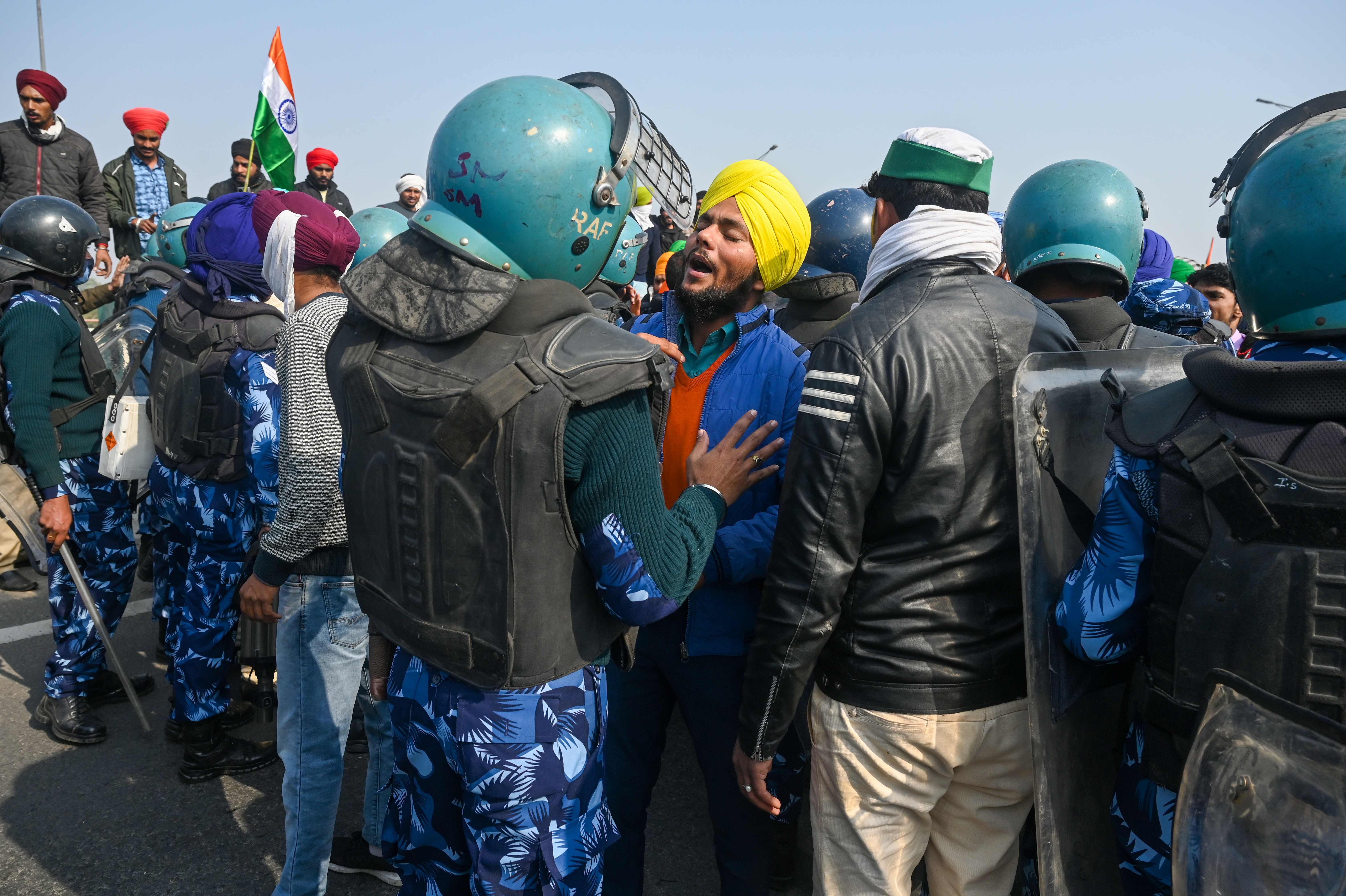 “We will be moving towards India Gate. Of what use are rules when they are created to trouble us,” Chaudhary Baldev Singh, a farmer from Baghpat in western Uttar Pradesh, told DH as he walked along with hoards of farmers.Credit: AFP/ Representative