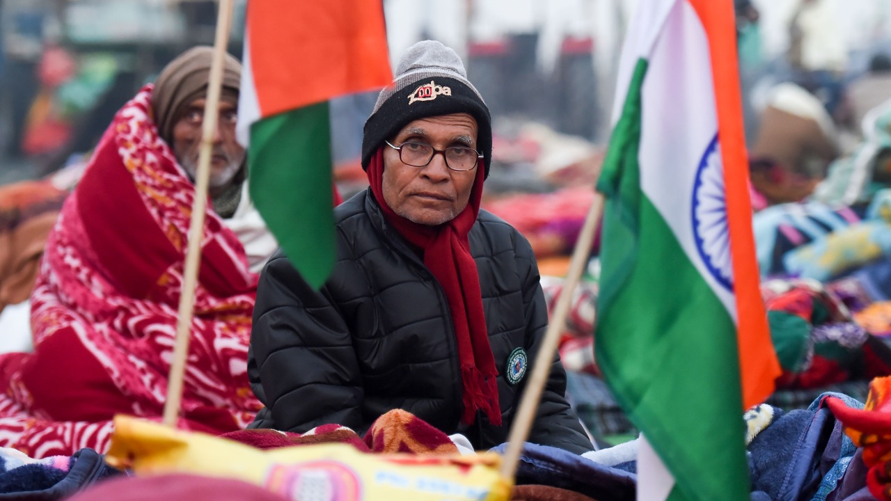 Many of these personnel, including those from the Provincial Armed Constabulary (PAC) and the Rapid Action Force (RAF), left the protest site in the dead of the night following official instructions. Credit: PTI Photo