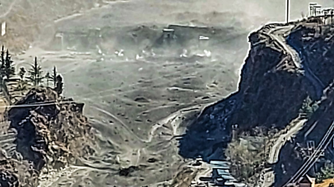 A view of the flash flood after a glacier broke off in Joshimath in Uttarakhand’s Chamoli district causing a massive flood in the Dhauli Ganga river. Credit: PTI Photo.