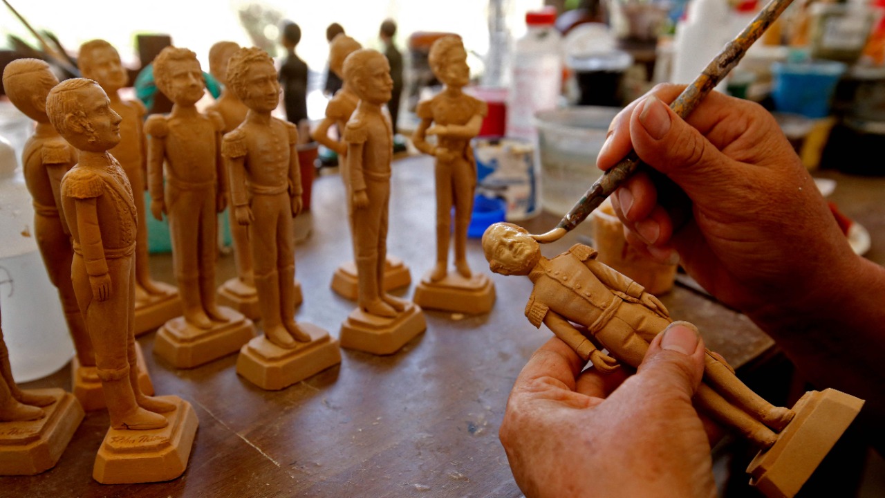 An artisan of the