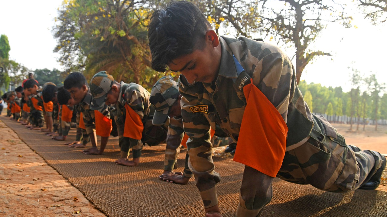 According to information from the Army, 21 are graduates with college degrees and 51 have experience in the military system, having been members of the National Cadet Corps (NCC).