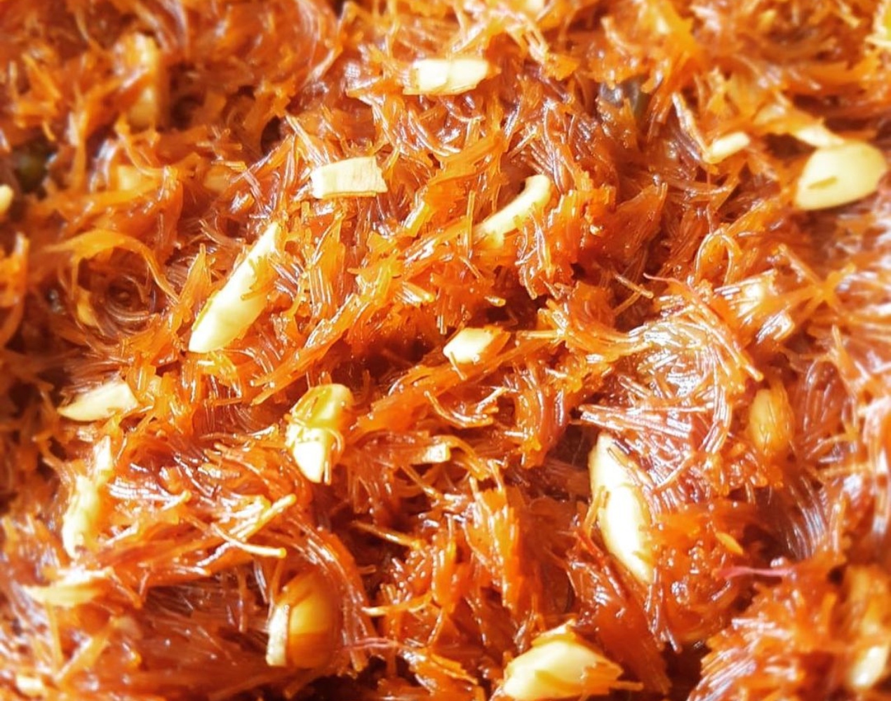 Kimami Sewai: This dessert is considered as a must-have on the occasion of Eid.Due to the usage of almonds, cashews, and raisins in the dish, it smells heavenly and lures you to have it more and more. Credit: Instagram/soniabhardwaj25