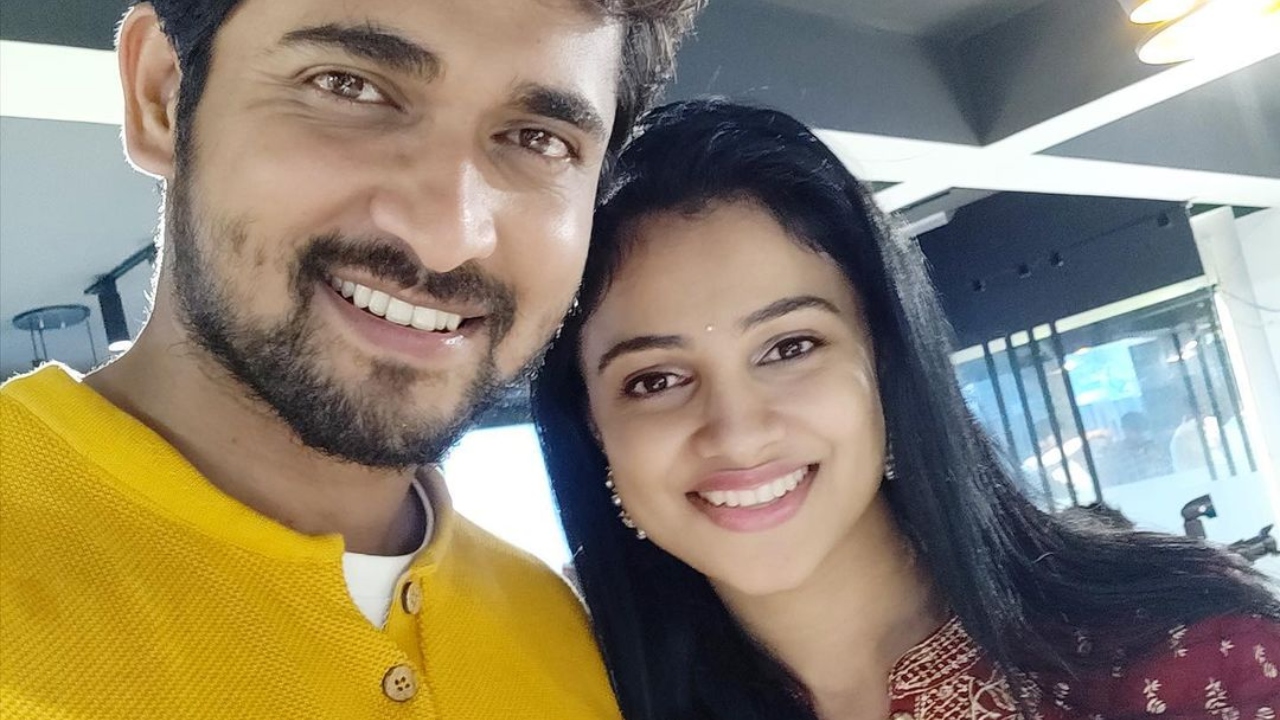 With lockdown imposed in the state, the couple got married following government guidelines. Credit: Instagram/iam.kavitha_official