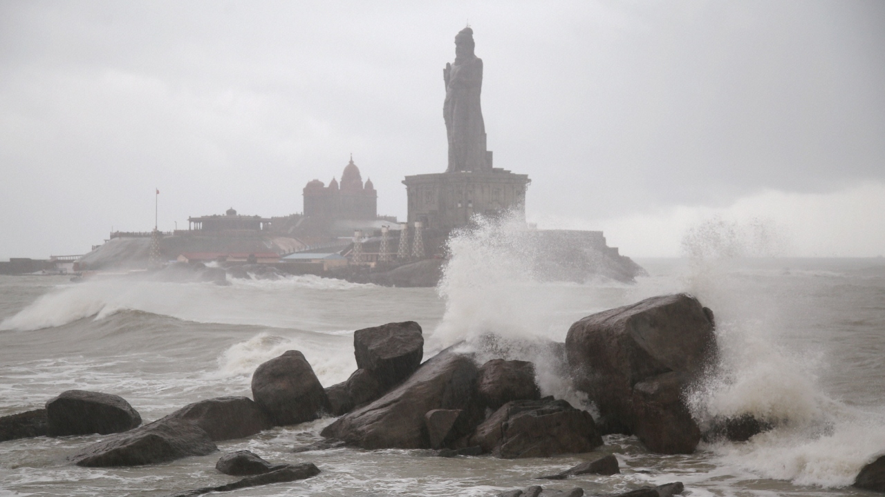 Huge waves are seen in the Arabian Sea near Kanyakumari as Cyclone Tauktae made its way. Credit: PTI