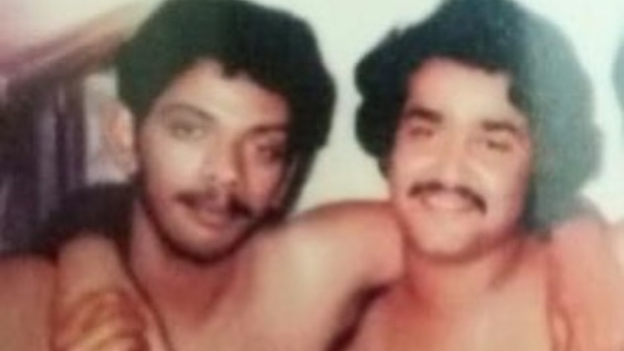 Not many know, Mohanlal shares a cordial relation with filmmaker Priyadarshan and is been friends for over 3 decades.