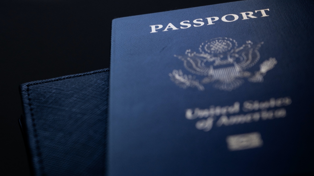 UK, US, Switzerland, Norway and Belgium citizens can travel to 185 countries.