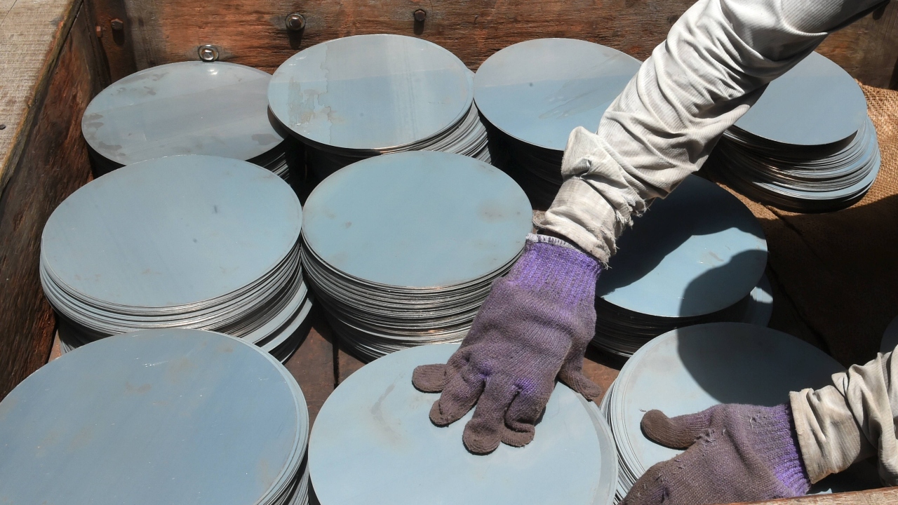 The unlock guidelines allowed resumption of construction activities with staggered work hours, proper social distancing among workers, adequate gaps between shifts, and staggered lunch breaks of staff. Credit: PTI Photo