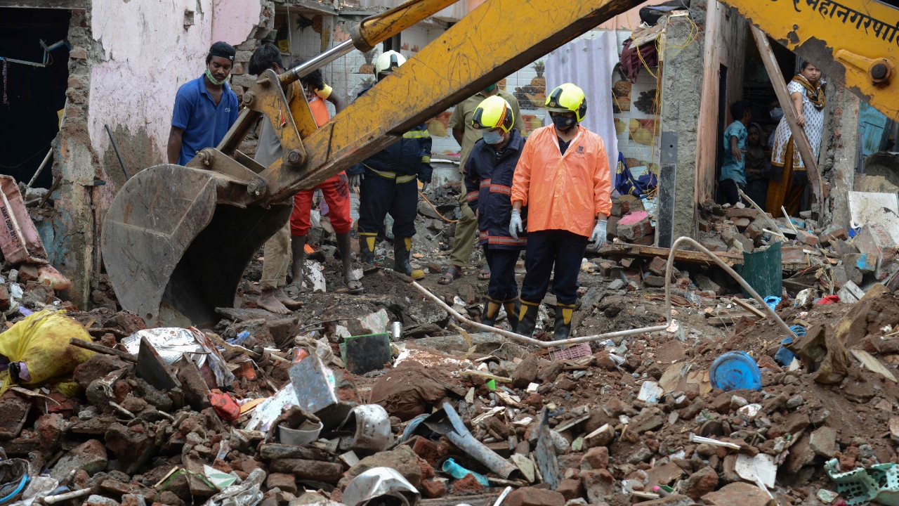 Mumbai building collapse: At least 12 dead as rescue efforts continue