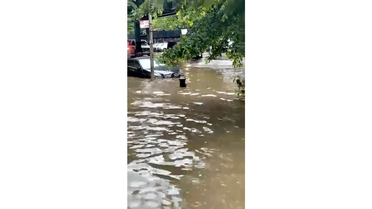 Scenes of flooding on a street in New York. Credit: Instagram @damayordp/via Reuters