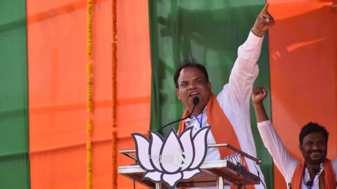 John Barla| State: West Bengal| Constituency: Alipurduar| Total Asset: Rs 14 Lakh+. Credit: Twitter/@johnbarlabjp