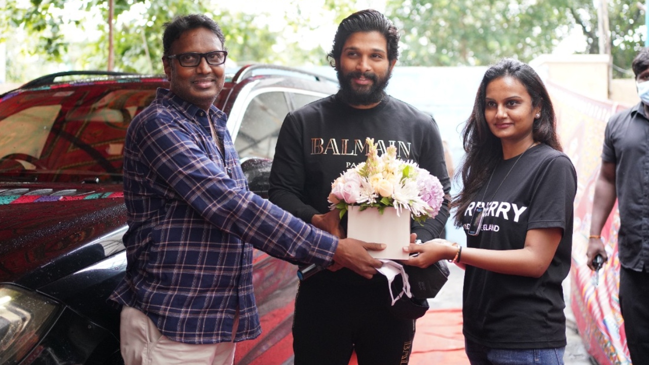 ‘Shaakuntalam’ cast members welcome Allu Arjun to the sets. Credit: Special Arrangement