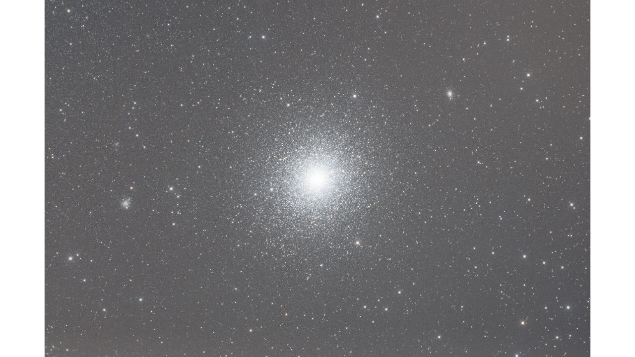 Young Competition Highly Commended: Satellite Cluster around 47 Tucan. Credit: Royal Observatory Greenwich’s Astronomy Photographer of the Year 13 (2021) competition/exhibition - Alice Fock Hang (Reunion)