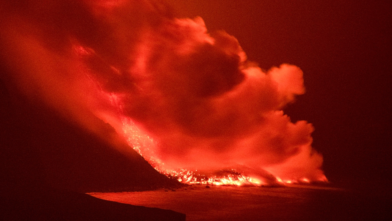 On the way down from the Cumbre Vieja volcanic ridge, the flows have consumed at least 656 buildings, mostly homes that turned out to be in its unstoppable march to the sea. Credit: AP Photo