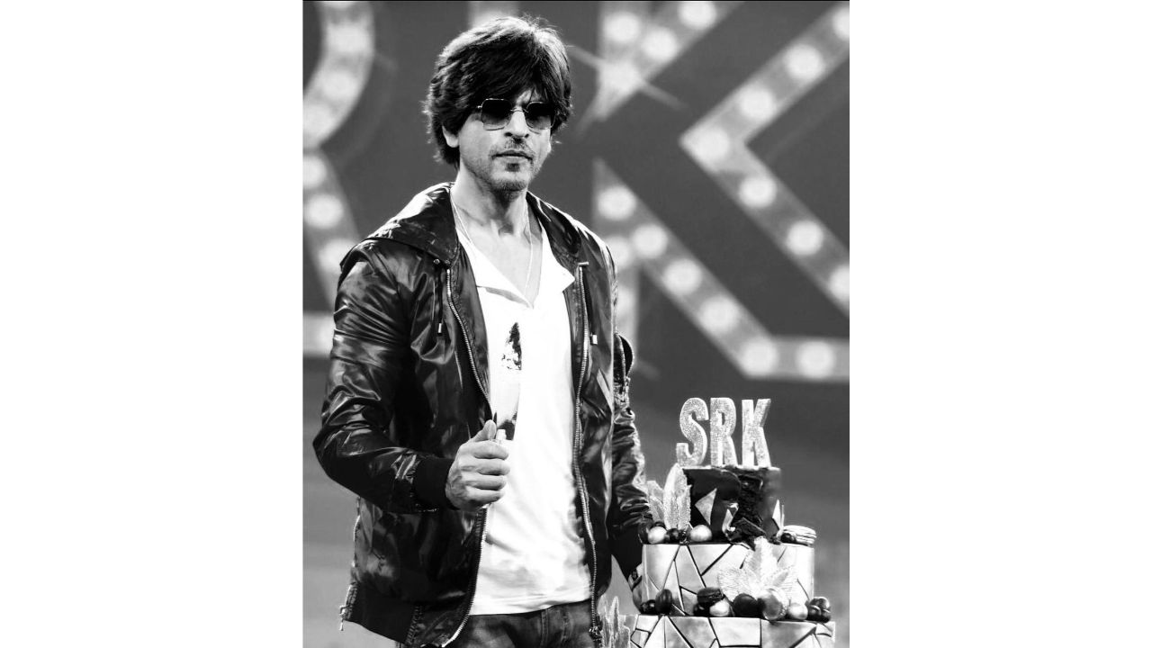 SRK was given a rare honour to ring the bell of the world's largest stock exchange NASDAQ in USA in 2010. Credit: Instagram/iamsrk