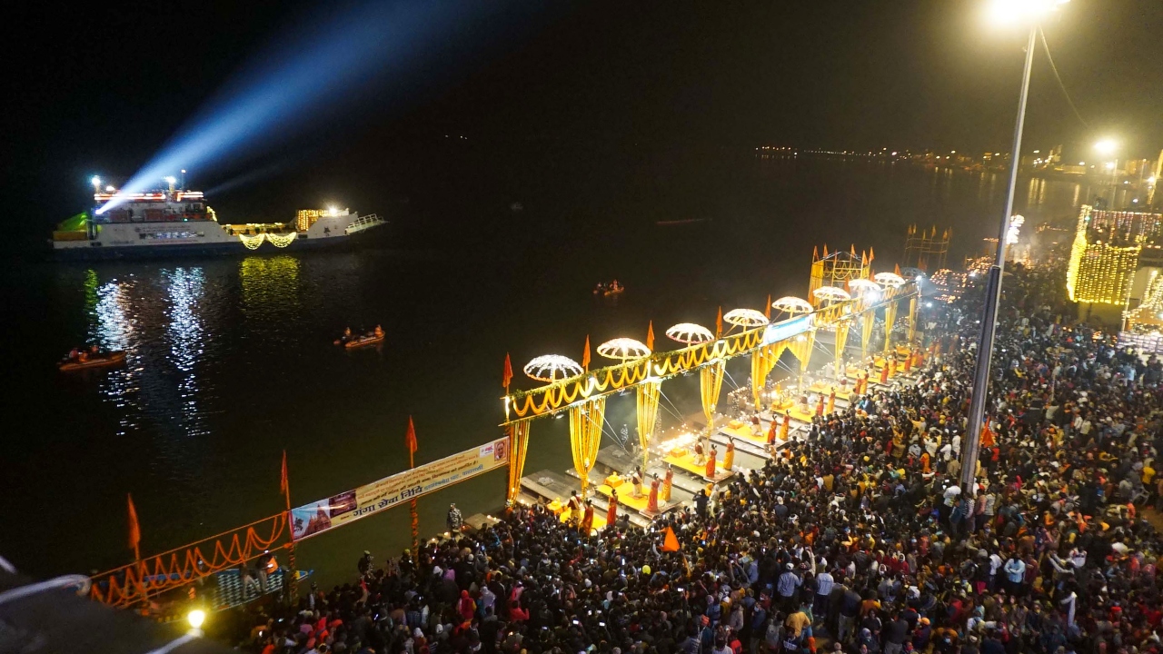 Varanasi district magistrate Kaushal Raj Sharma said Prime Minister Narendra Modi, who is the MP from the holy city, had expressed his desire to 'showcase the grandeur of Kashi' to the chief ministers. Credit: PTI Photo