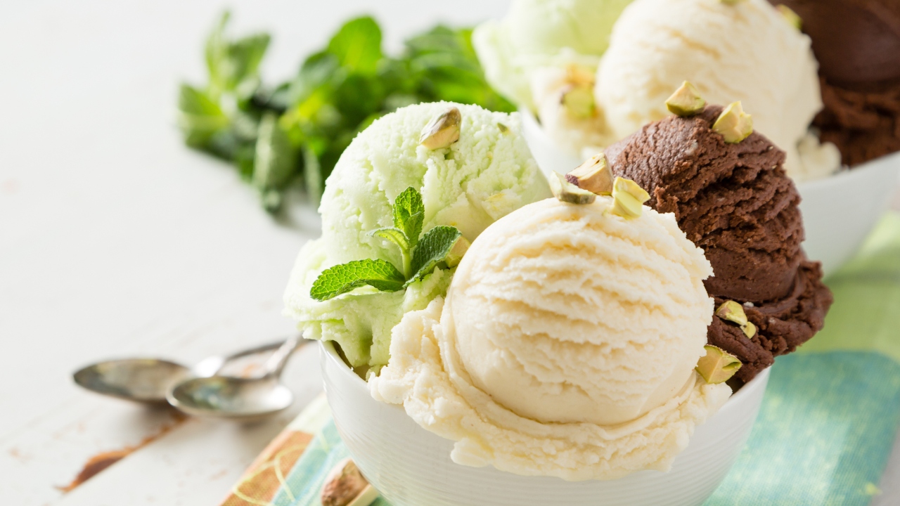 As far as instant indulgence was concerned, 23 lakh tubs of ice creams were ordered through out year. Credit: DH Pool Photo