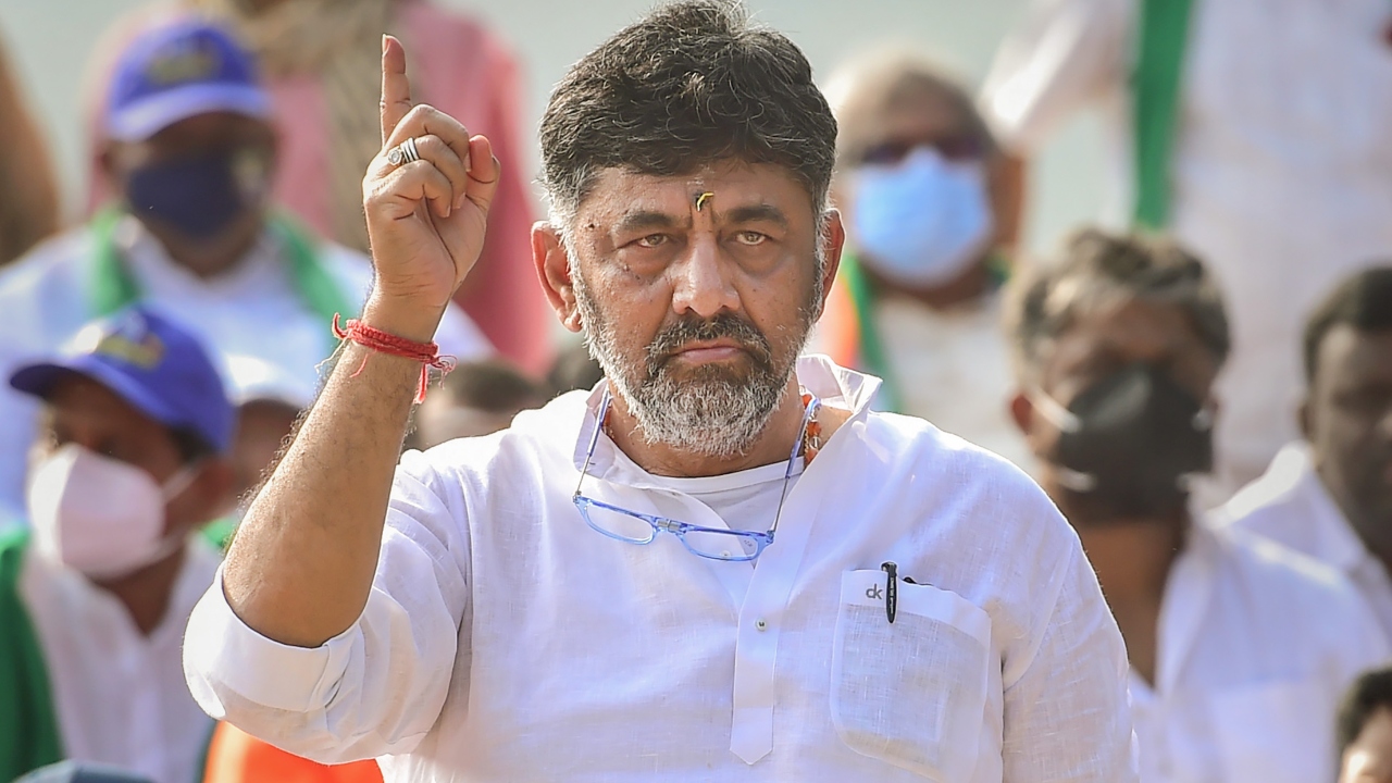 Maharashtra Assembly Elections 2024: BJP feeling heat of inflation, copying K'taka guarantees: D K Shivakumar
