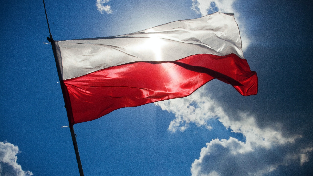 8 | Poland and Hungary | Free access to 183 destinations. Credit: Pexels/Kaboompics