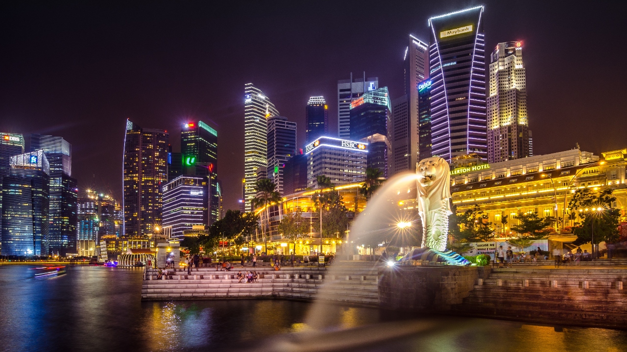1 | Japan and Singapore | Free access to 192 destinations. Credit: Pexels/Kin Pastor