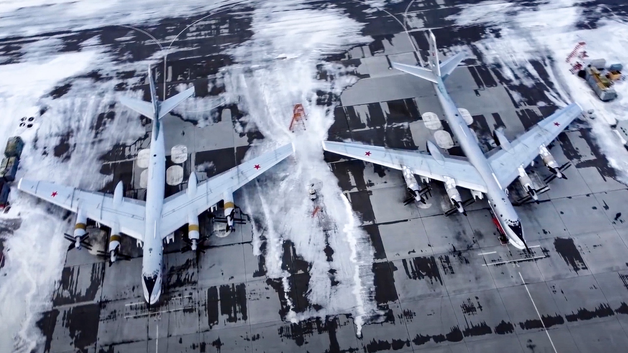 Fighter Aircraft: Russia - 772| Ukraine - 69. Credit: AP Photo