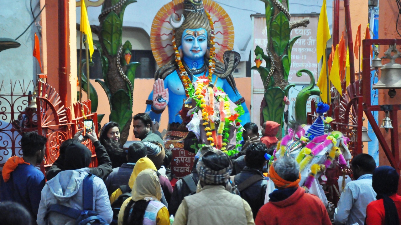 Devotees in large numbers offer prayers at a Shiv temple on the occasion of Maha Shivratri, in Moradabad. Credit: PTI Photo