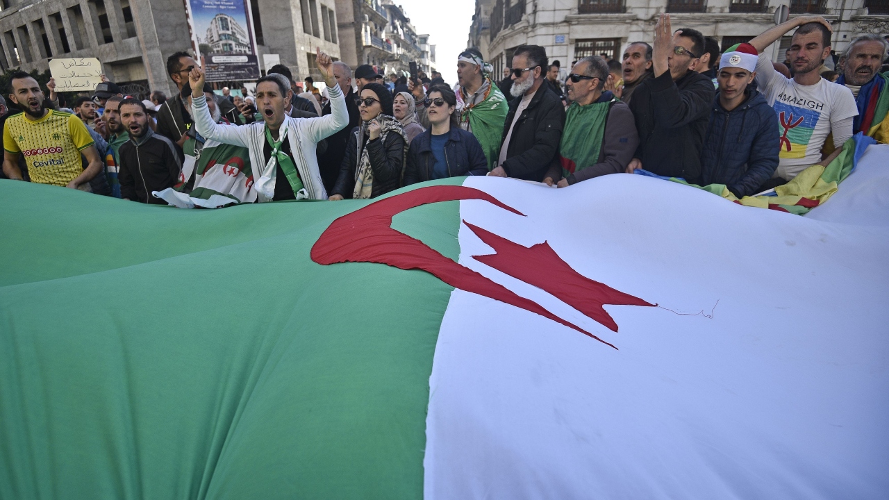 8| Algiers (Algeria) -100dB. Credit: AFP Photo