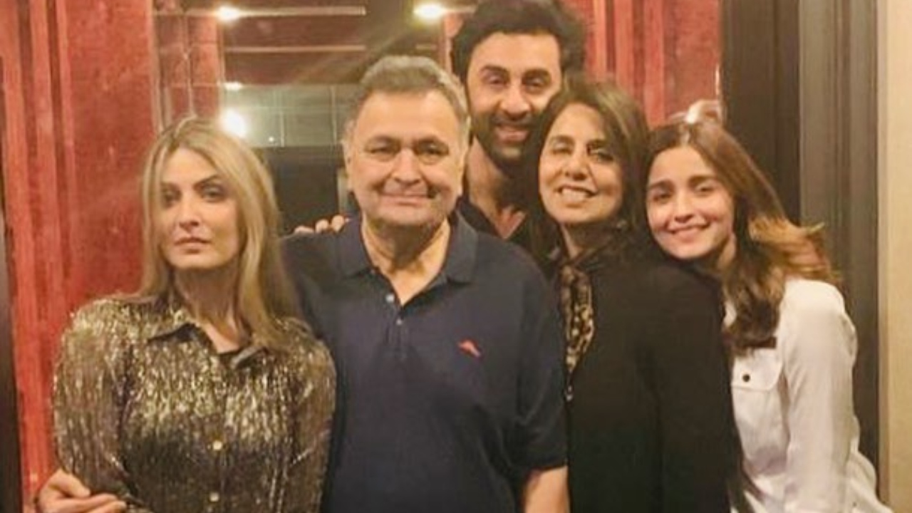 In 2018, Alia even flew to New York to visit Ranbir’s father Rishi Kapoor where he was getting treatment. Credit: Instagram/neetu54