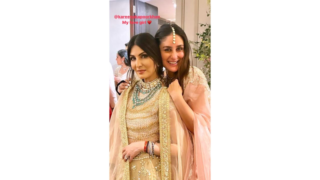 Riddhima and Kareena Kapoor are all smiles at Ranbir Kapoor's wedding. Credit: Instagram/@riddhimakapoorsahniofficial