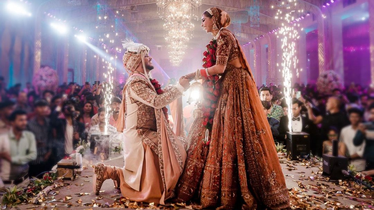 The wedding gala was attended by who's who from the national capital. Credit: Dipak Studios