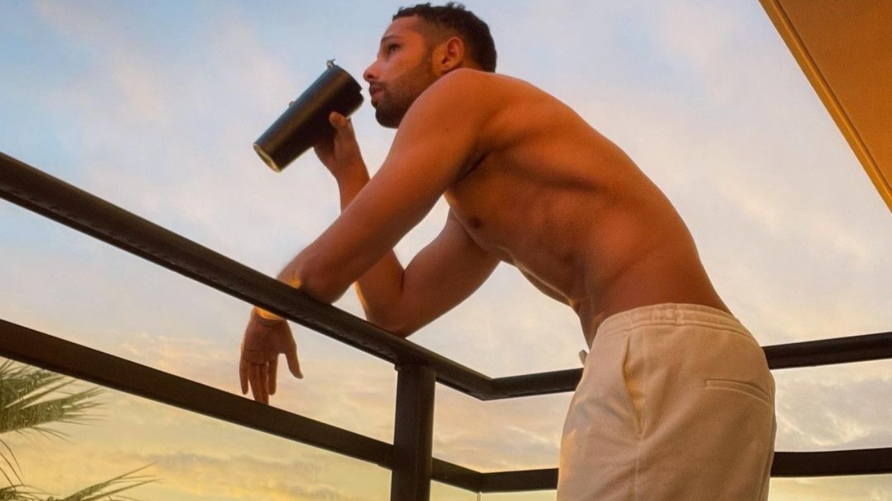 Siddhant is known to flaunt his chiselled body and has been doing so through his social media posts. His handsome looks are a result of his fitness regime. Credit: Instagram/siddhantchaturvedi