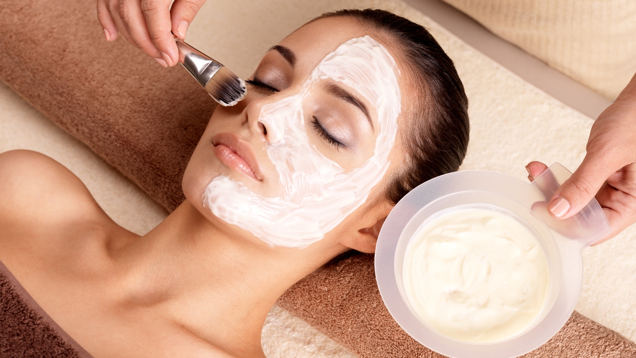 Advanced Facial: This is an up-gradation of regular salon facials. It involves non-invasive Dermashine technology to renew overall skin health and appearance. The complete 5 step procedure includes cleansing, toning, microdermabrasion, and an enriching face massage followed by a skin tightening face pack for deep nourishment. This medi facial has an edge over conventional facials that commonly use bleaching agents or chemicals to induce a whitening effect on the skin. The microdermabrasion technology gently abrades away the thick superficial layer of the skin to rejuvenate and revive it from within without causing any harm. Credit: Getty Images