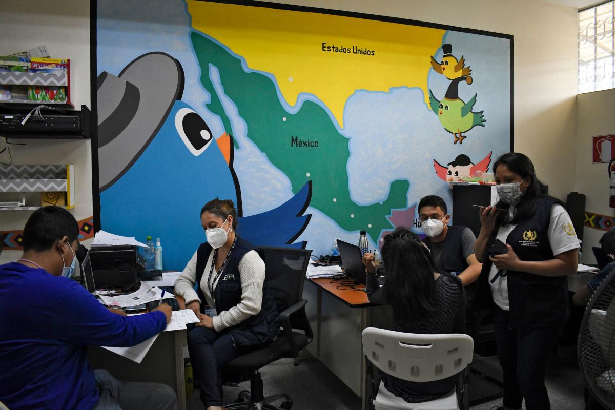 A group of 59 unaccompanied minors returned to Guatemala on Thrusday after being deported from Mexico. Weekly, about 150 unaccompanied underage migrants seeking to reach the United States are rescued and deported from Mexico to Guatemala, explained the director of Casa Nuestra Raices, of the Secretary of Social Welfare, Maripaz Lopez. Credit: AFP Photo