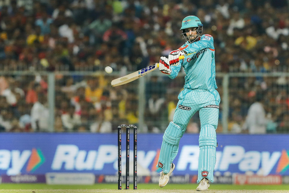 Rank 10 | Deepak Hooda (LSG) | Matches: 15 | Runs: 451 | Highest: 59 | Average: 32.21 | Strike Rate: 136.66