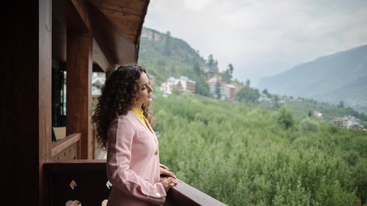 Actor Kangana Ranaut gave her fans a tour of her new house in a post on Instagram. Credit: Instagram/kanganaranaut