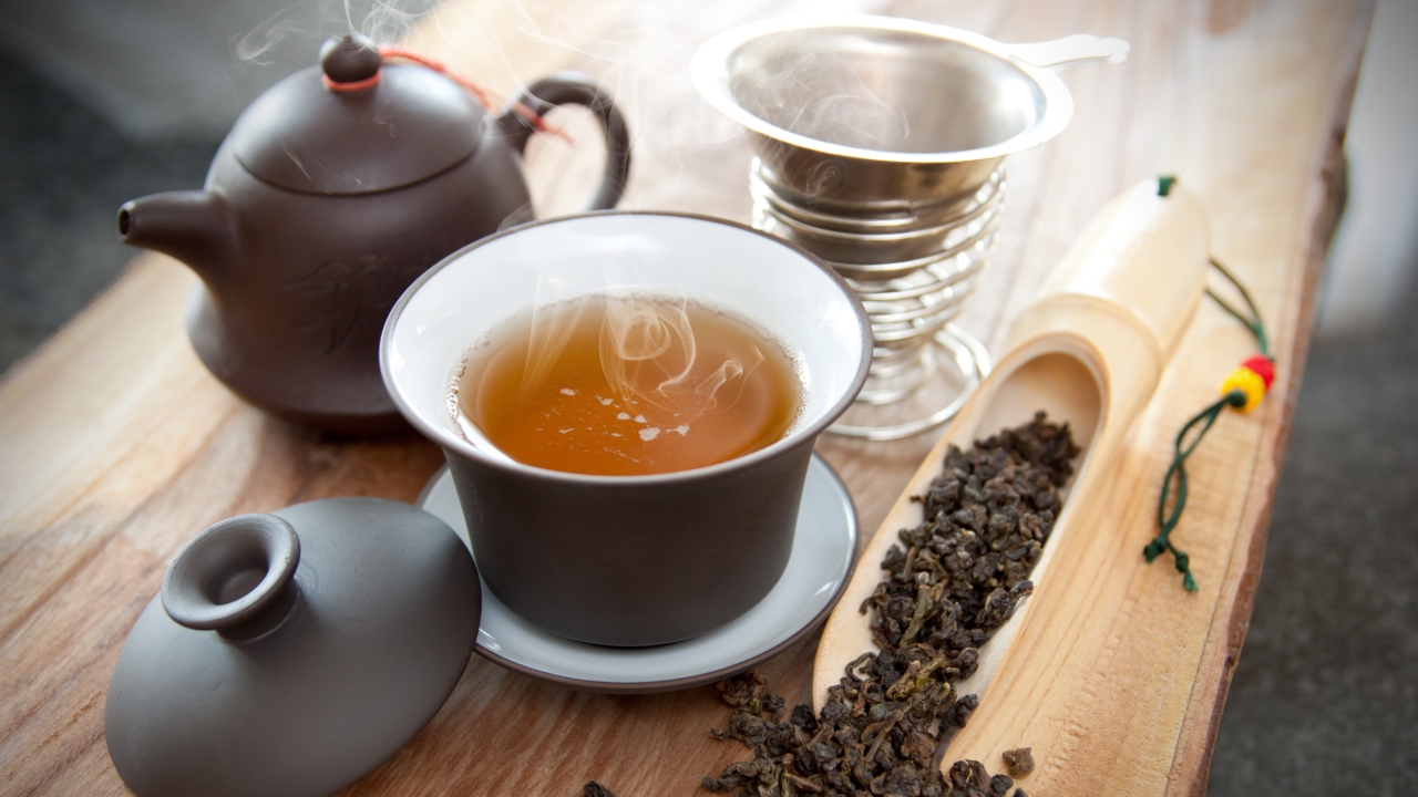 Eighty percent of tea drinkers in India consume it either with or before breakfast. Credit: Getty Images