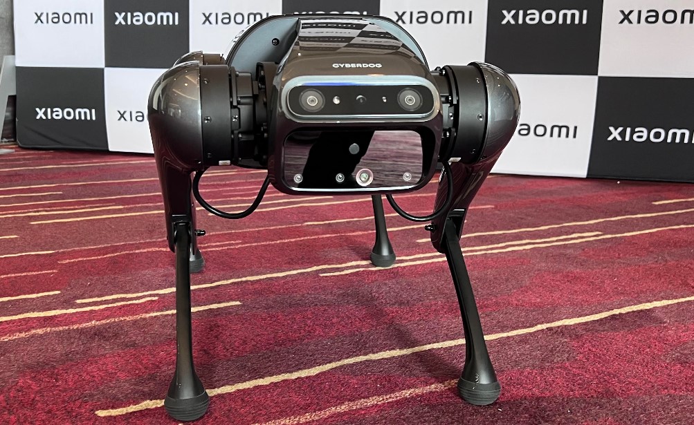 It comes with an array of camera sensors including AI interactive cameras, binocular ultra-wide angle fisheye cameras, and Intel  RealSense D450 Depth module, and can be trained with its computer vision algorithm. Credit: DH Photo/KVN Rohit