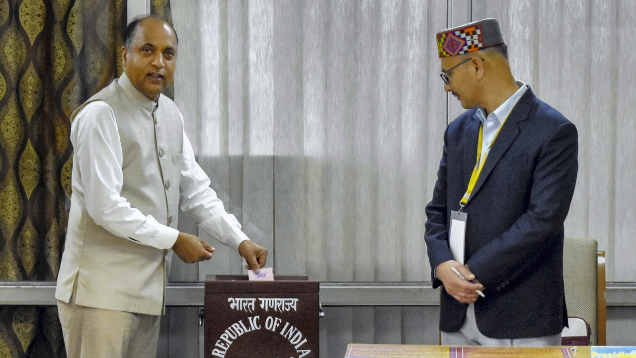 Himachal Pradesh Chief Minister Jai Ram Thakur casts his vote for the election of the President, at Himachal Pradesh Assembly in Shimla. Credit: PTI Photo