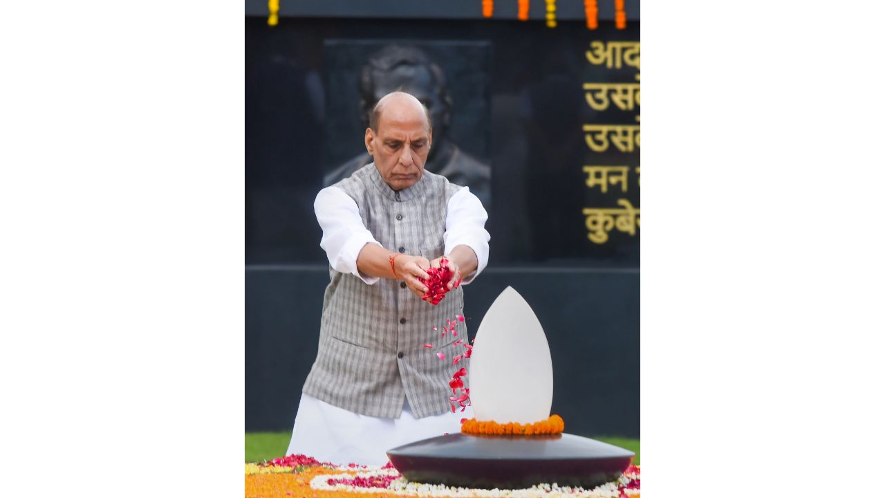 Defence Minister Rajnath Singh pays tribute to former Prime Minister Atal Bihari Vajpayee on his death anniversary at his memorial Sadaiv Atal, in New Delhi. Credit: PTI Photo
