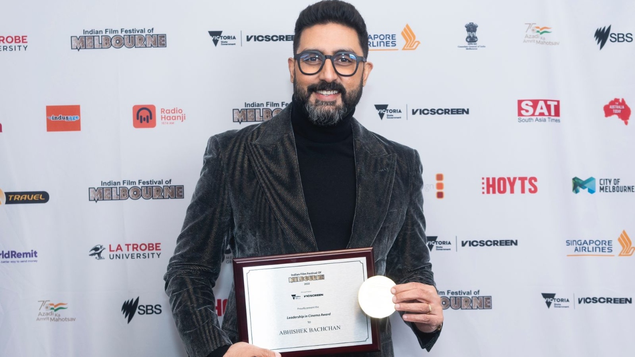 IFFM 2022 honoured Abhishek Bachchan with the Leadership in Cinema award. Credit: Special Arrangement