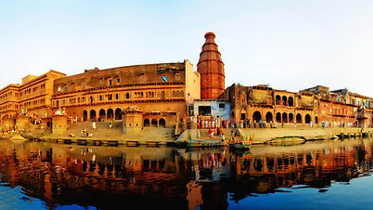 Jugal Kishore Temple: Located by the famed Keshi Ghat at the lower end of Vrindavan, the Jugal Kishore Temple was one of the approved temples constructed by the Gaudiya Vaishnavas. Built completely in red sandstone, this shrine is one of the oldest temples of Lord Krishna in Mathura. Credit: Mathura Vrindavan Tourism